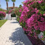 וילה Organic - 6 Person Private Luxury דליאן