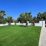 Organic - 6 Person Private Luxury וילה