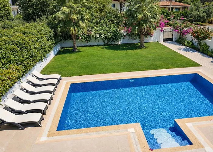 Villa Organic - 6 Person Private Luxury