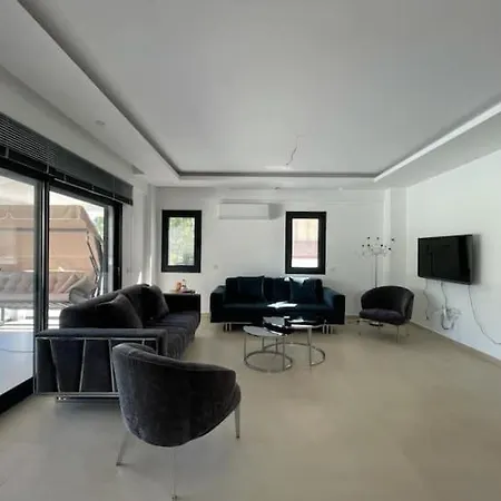 Vila Organic - 6 Person Private Luxury *