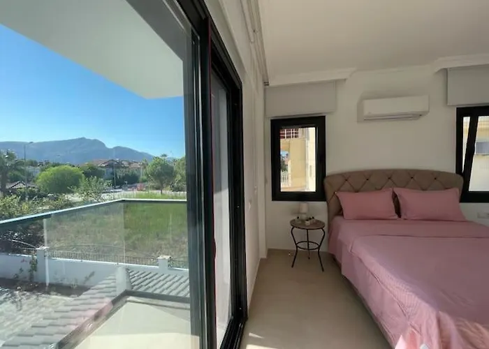 Organic - 6 Person Private Luxury 빌라